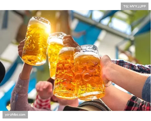 拜仁慕尼黑主题帐篷成慕尼黑啤酒节焦点引发球迷热潮 拜仁慕尼黑主题帐篷成慕尼黑啤酒节焦点引发球迷热潮