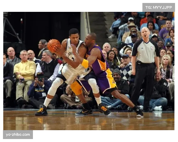 高位挡拆与三分战术盛行 紧逼防守成破解利器